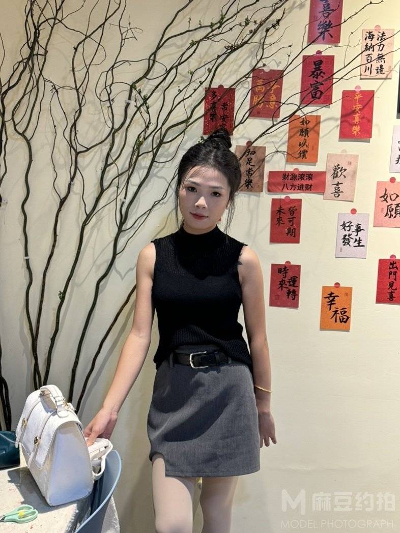 妆容模特