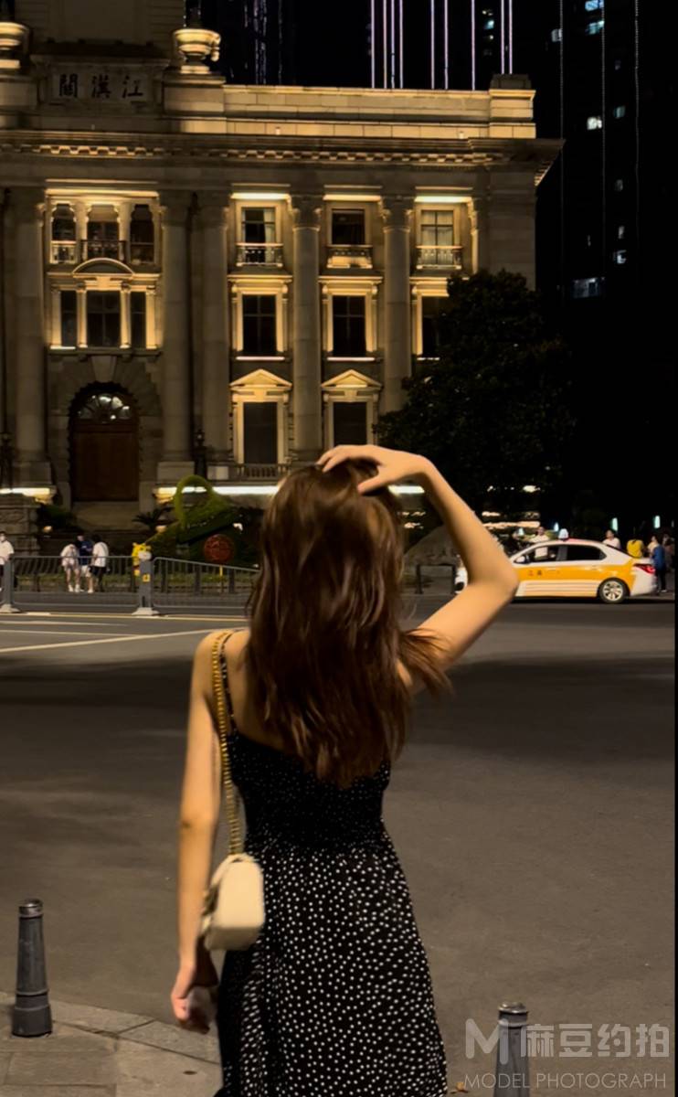 夜景模特
