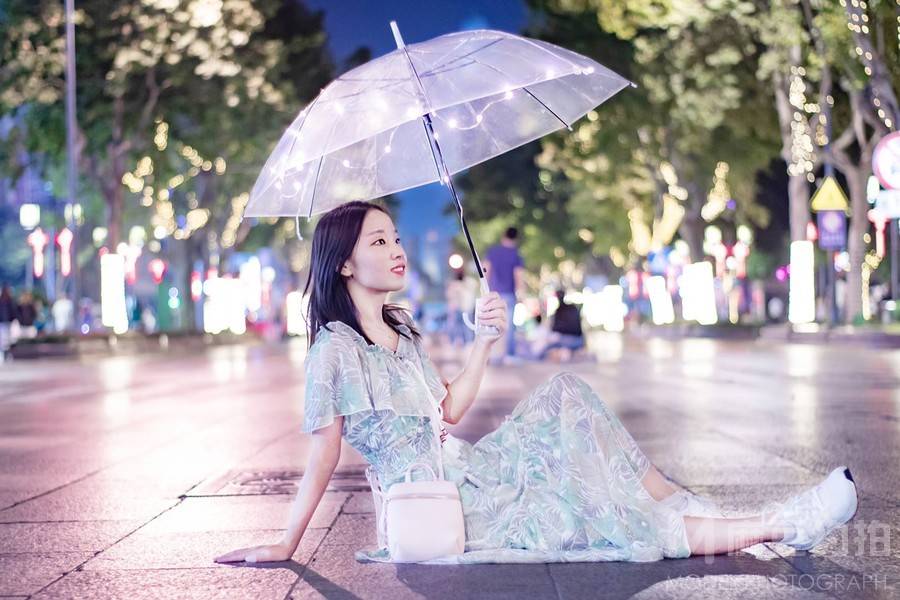 夜景模特