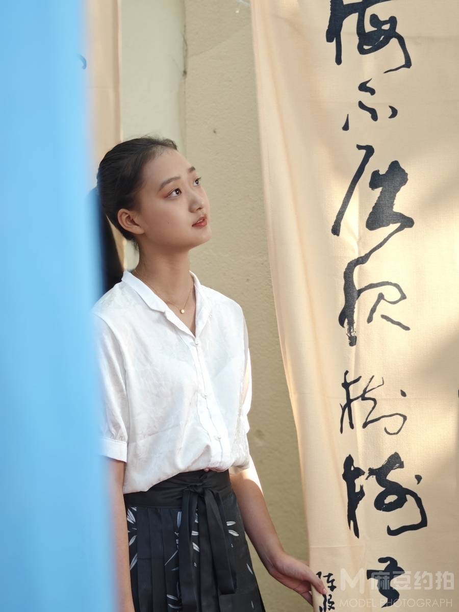 清新模特