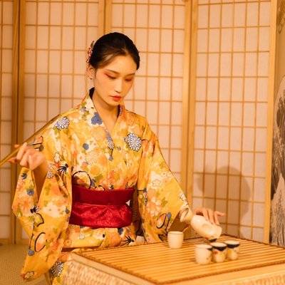 和服模特