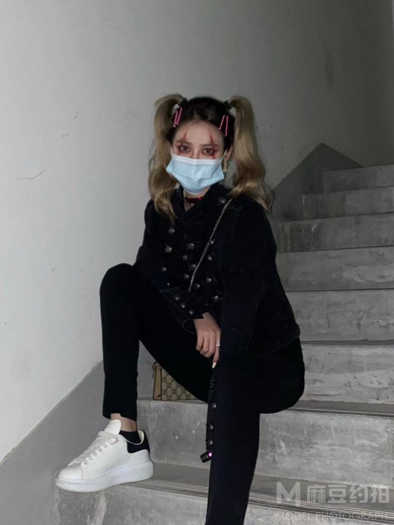 暗黑模特