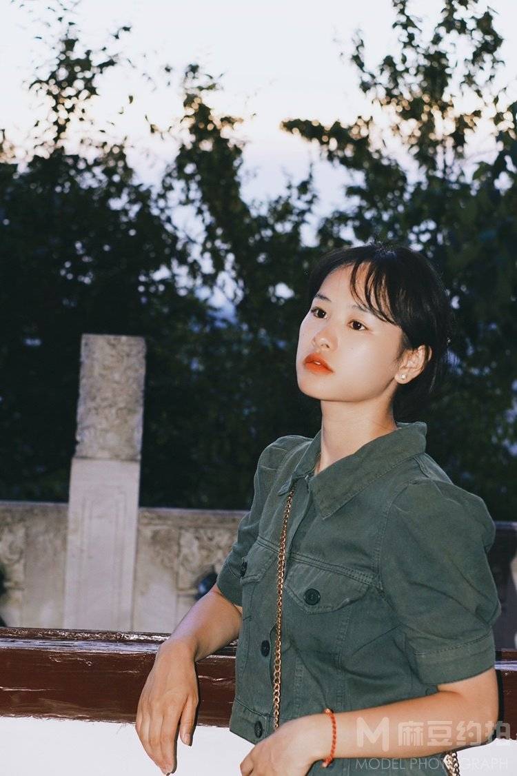 胶片模特