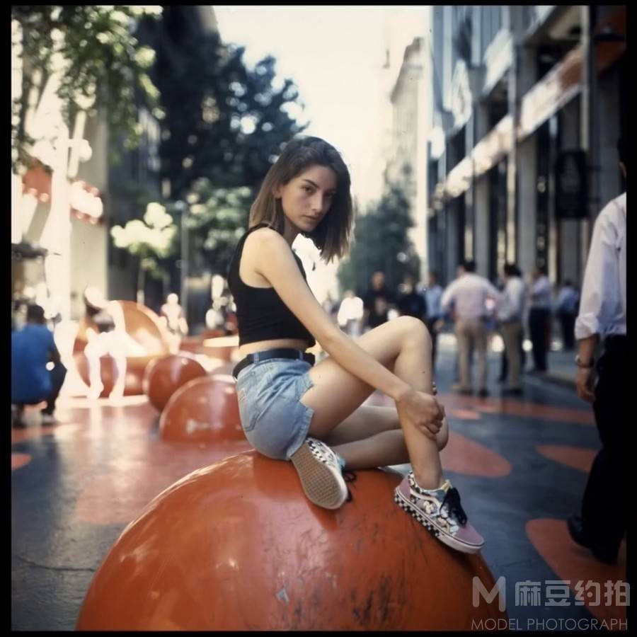 情绪模特
