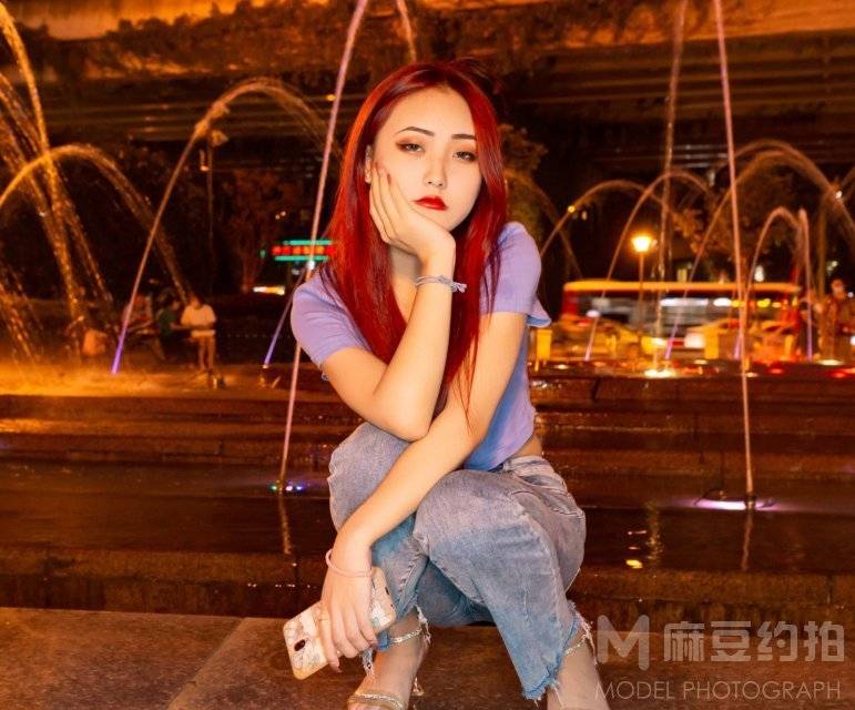夜景模特