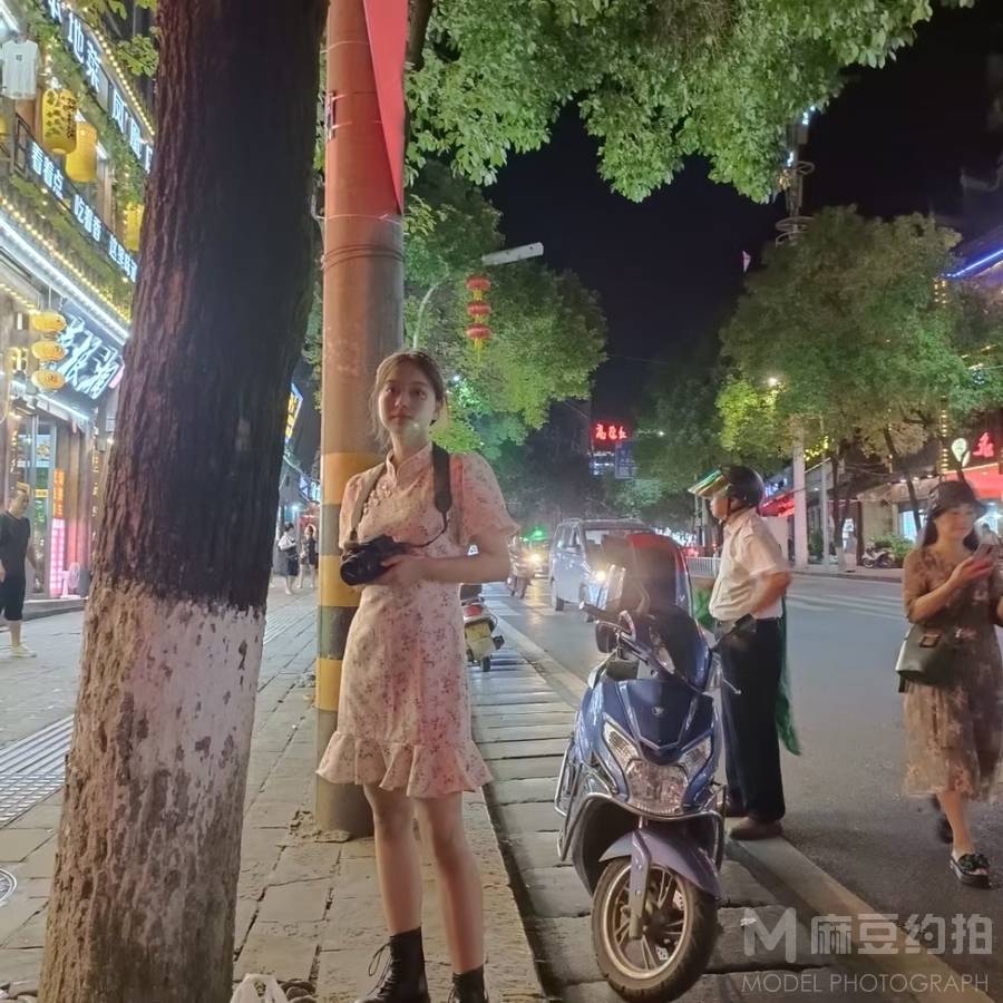 夜景模特
