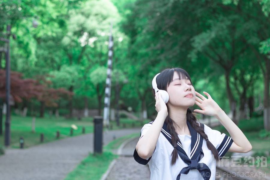 清新模特