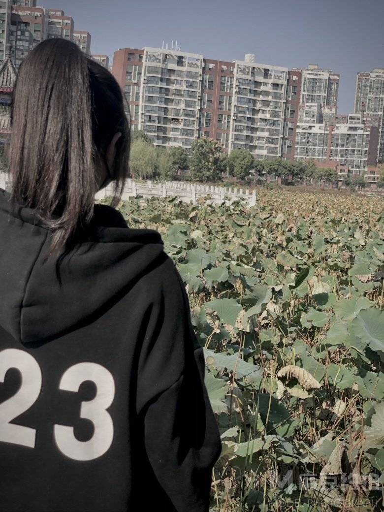 黑白模特