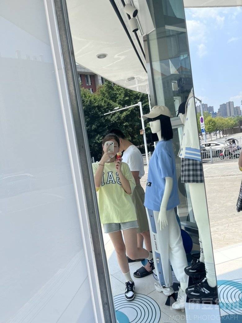 情侣模特