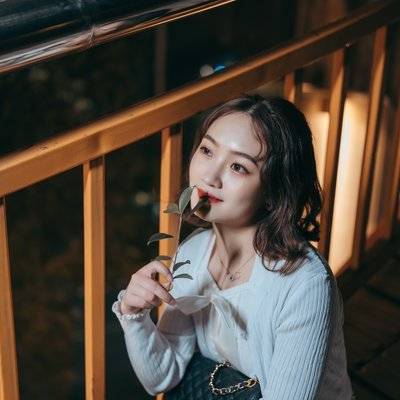 清新模特