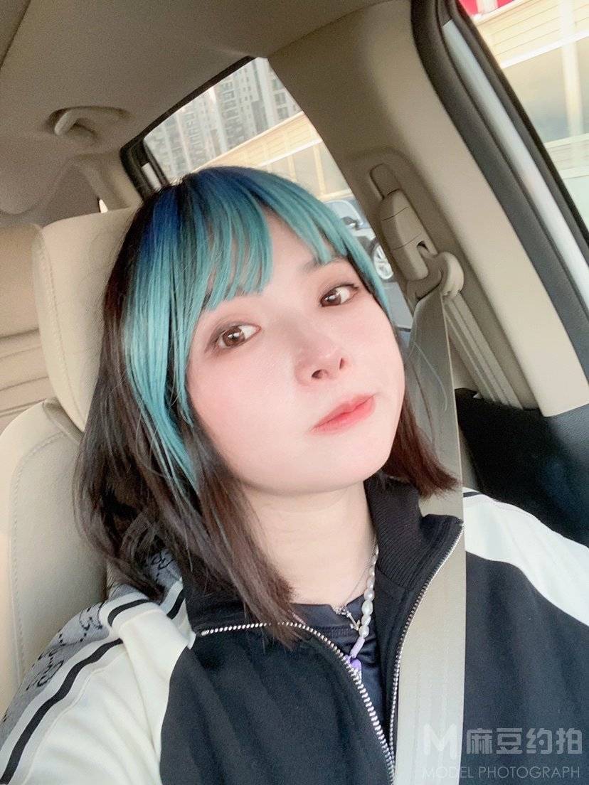 纪实模特