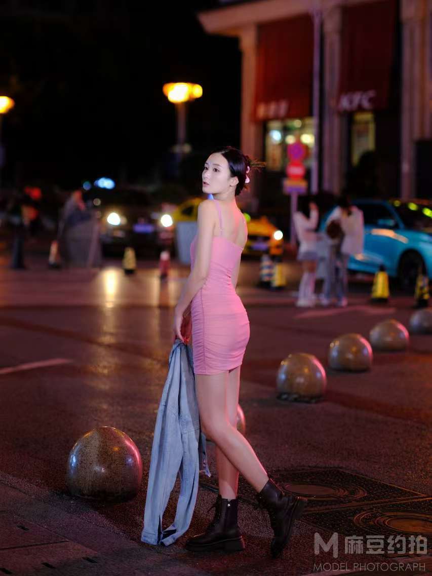 纪实模特