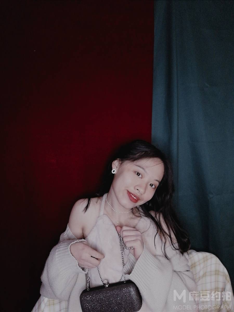 胶片模特