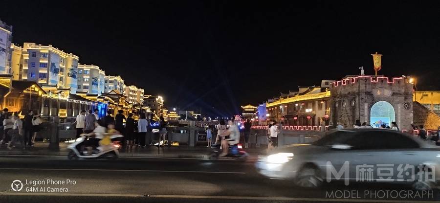 夜景模特