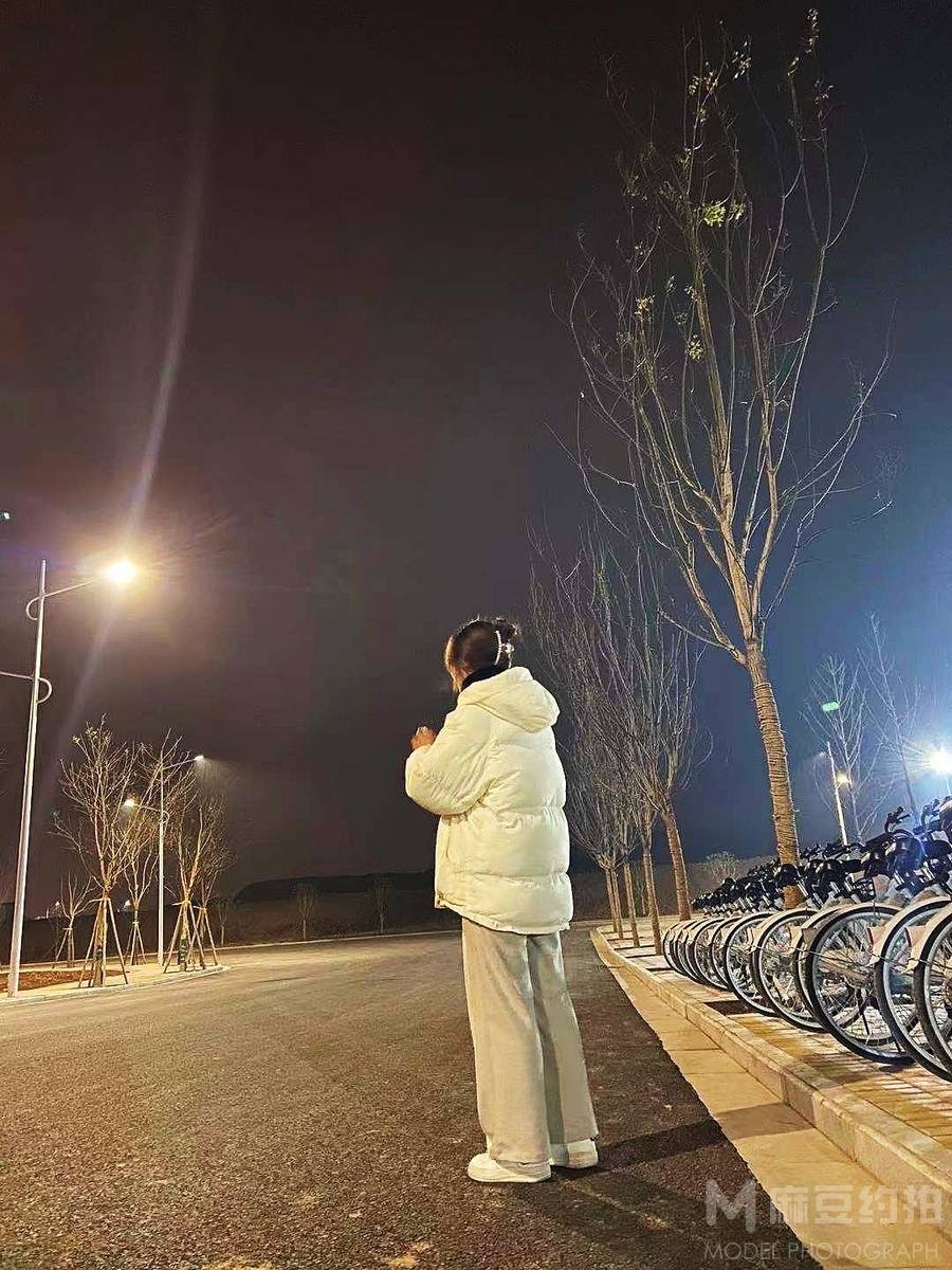 民国模特