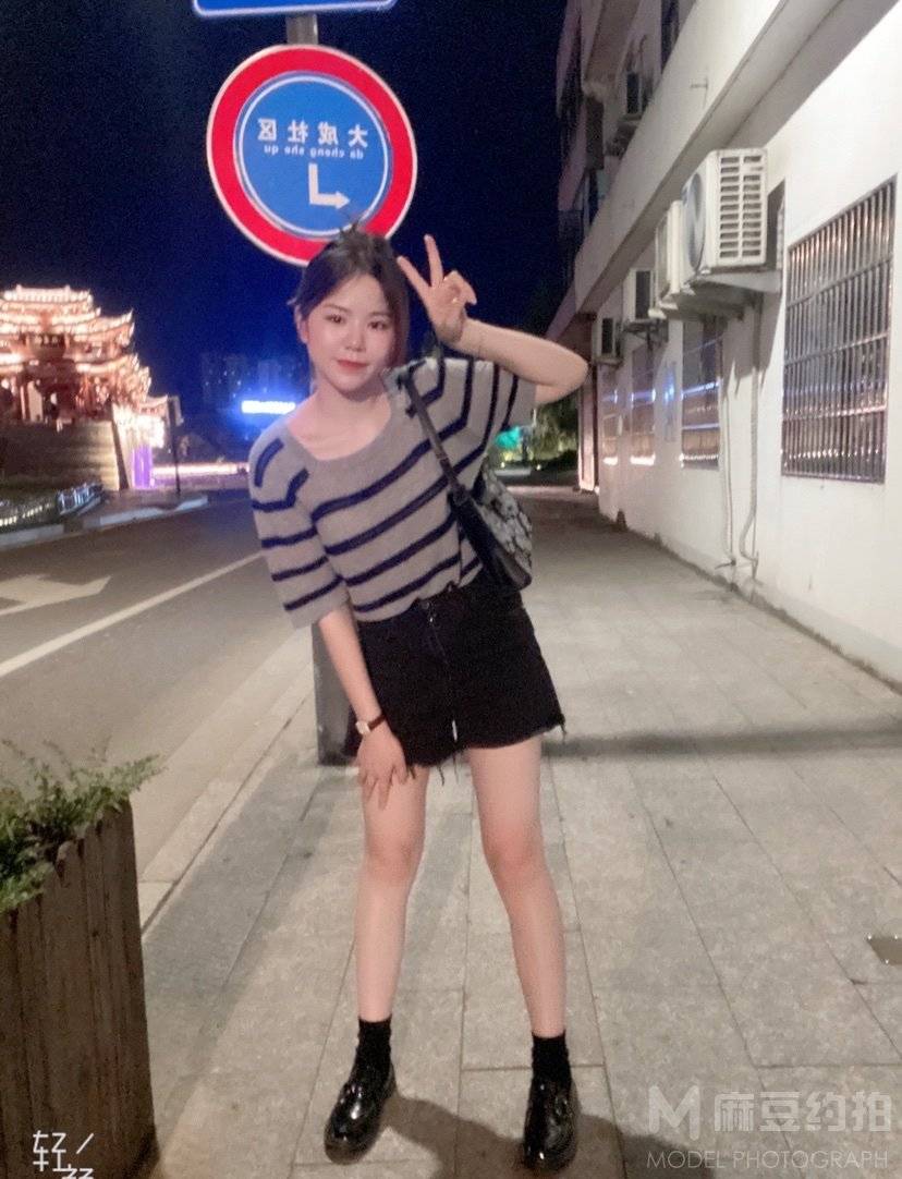 胶片模特