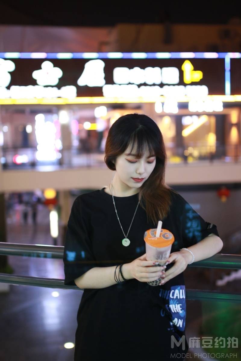 夜景模特