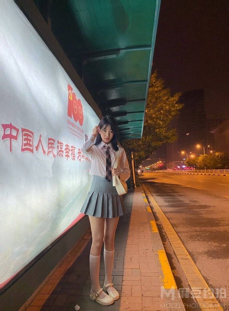 校园模特