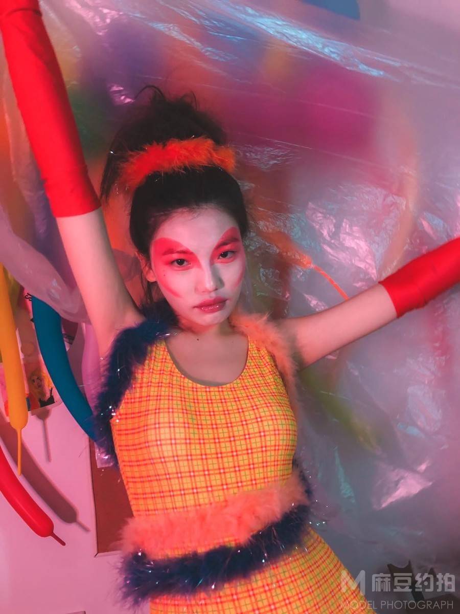 妆容模特