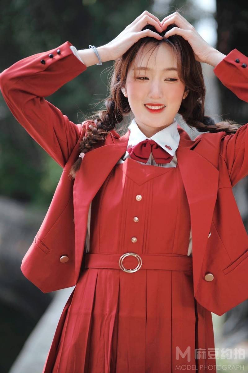 校园模特