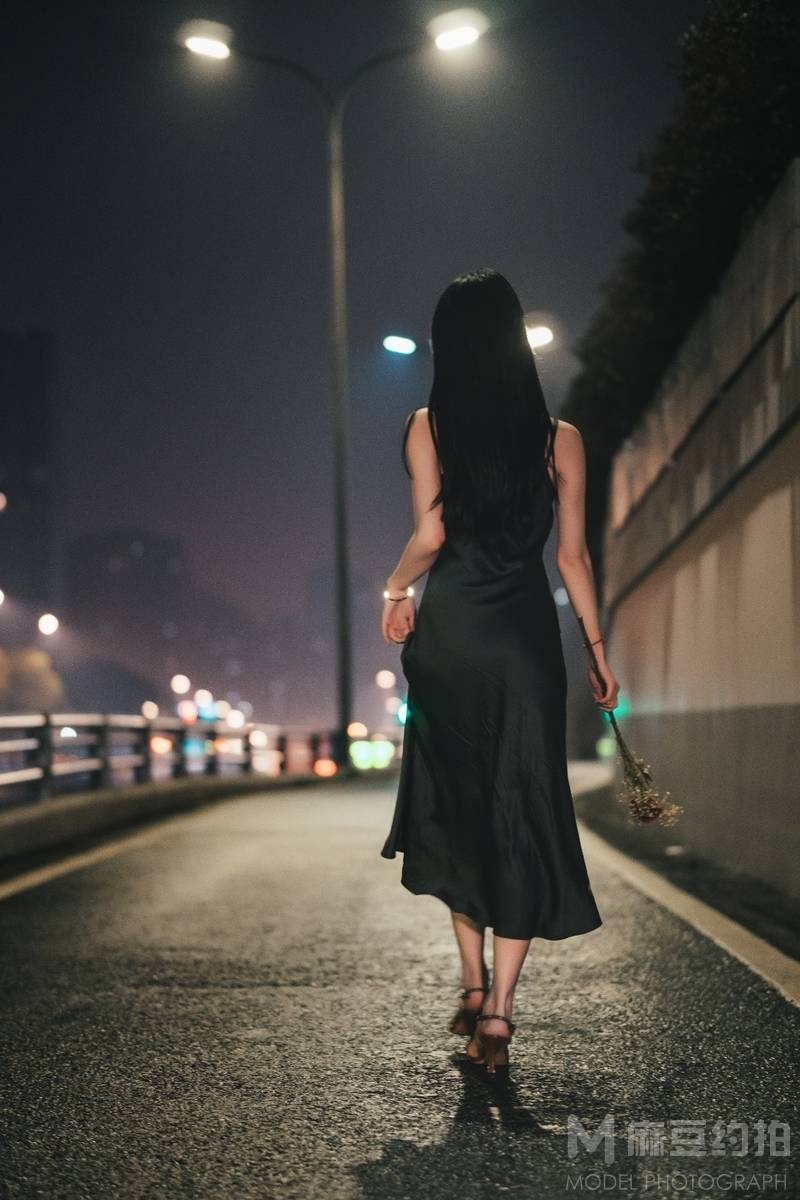 夜景模特