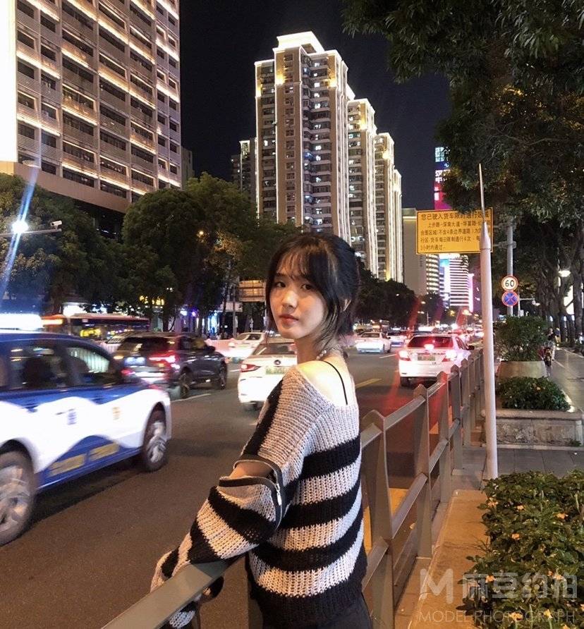 夜景模特