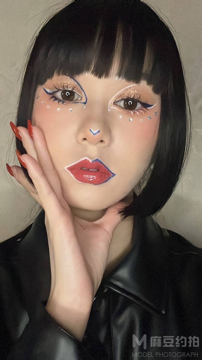 暗黑模特