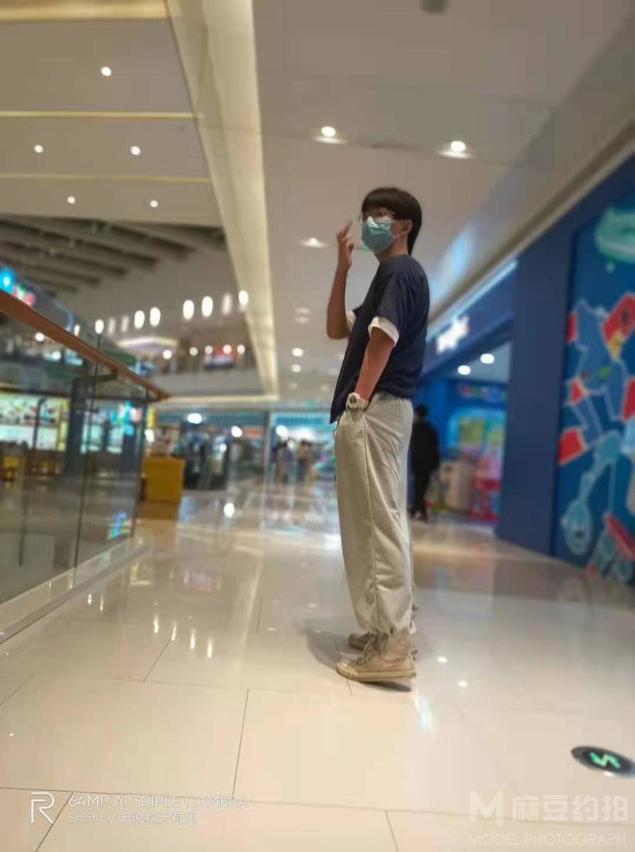 清新模特