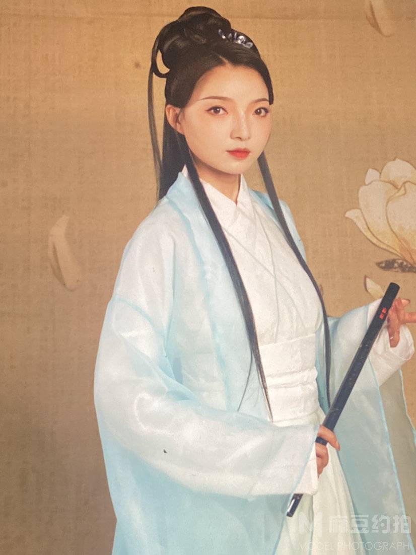 妆容模特