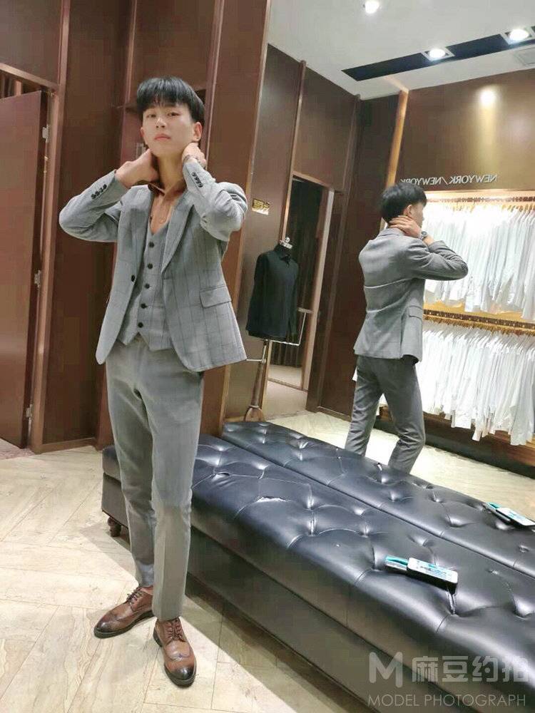 情侣模特
