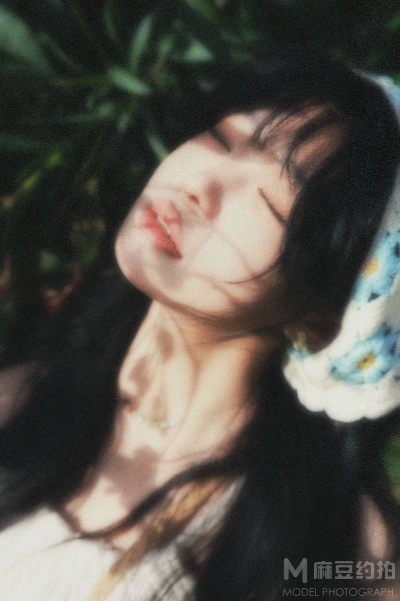 胶片模特