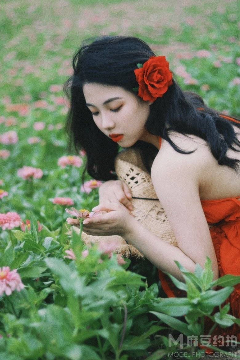 胶片模特