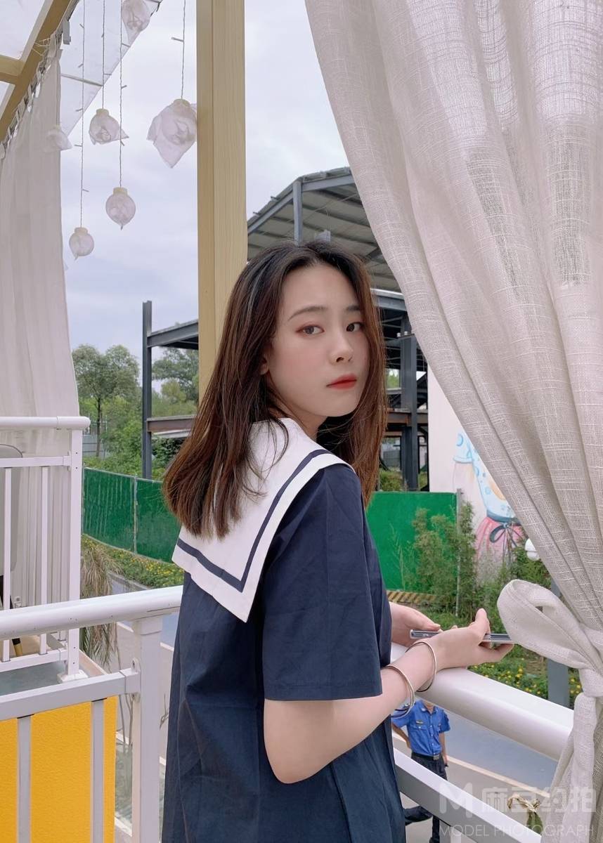 清新模特