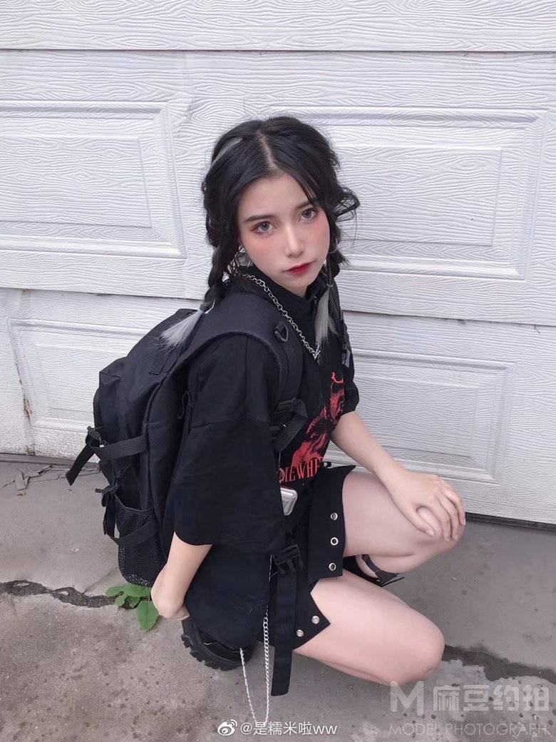 暗黑模特
