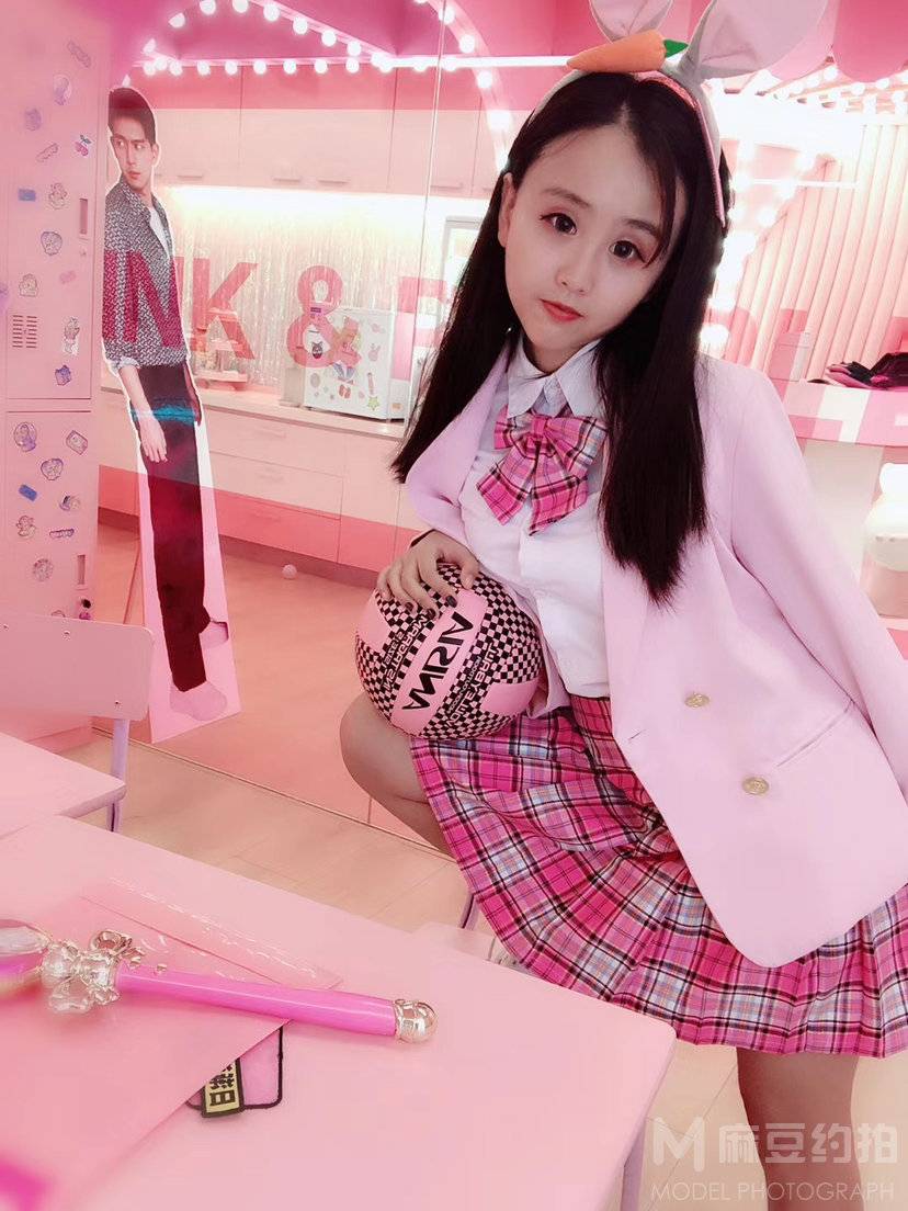 校园模特