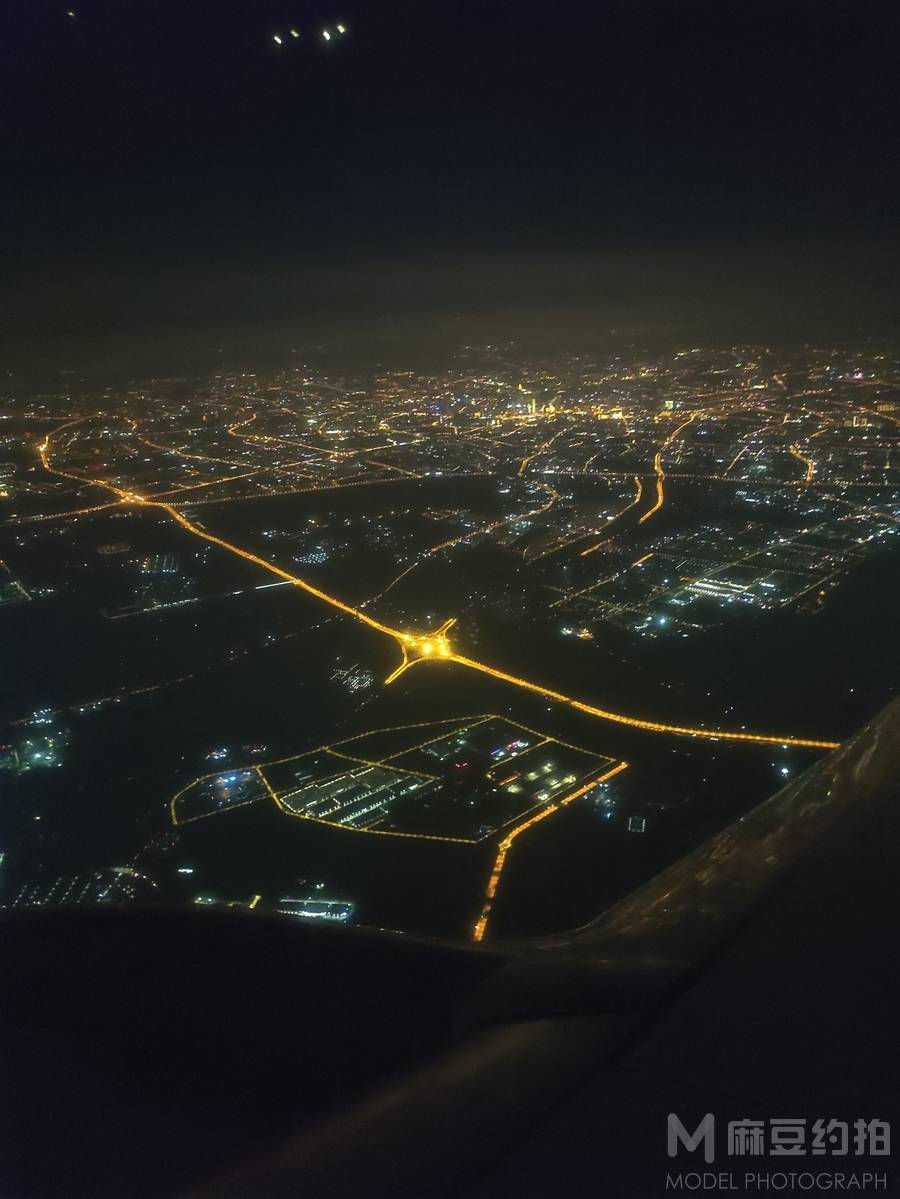 夜景模特