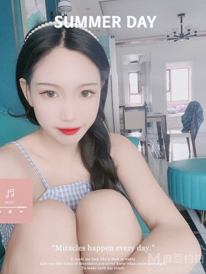 暗黑模特