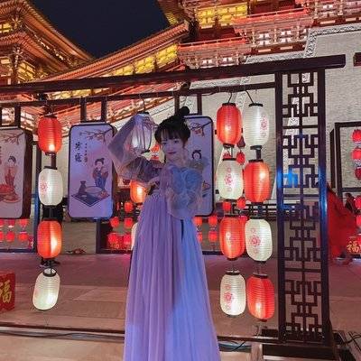 汉服模特