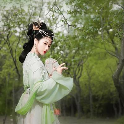 汉服模特