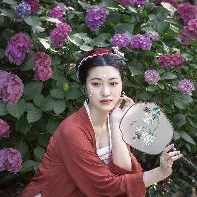 汉服模特