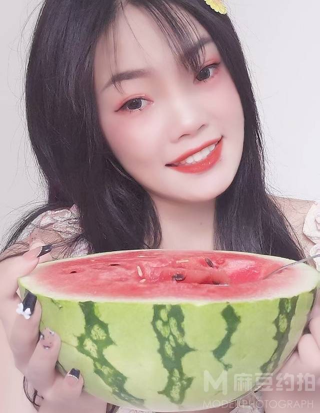清新模特