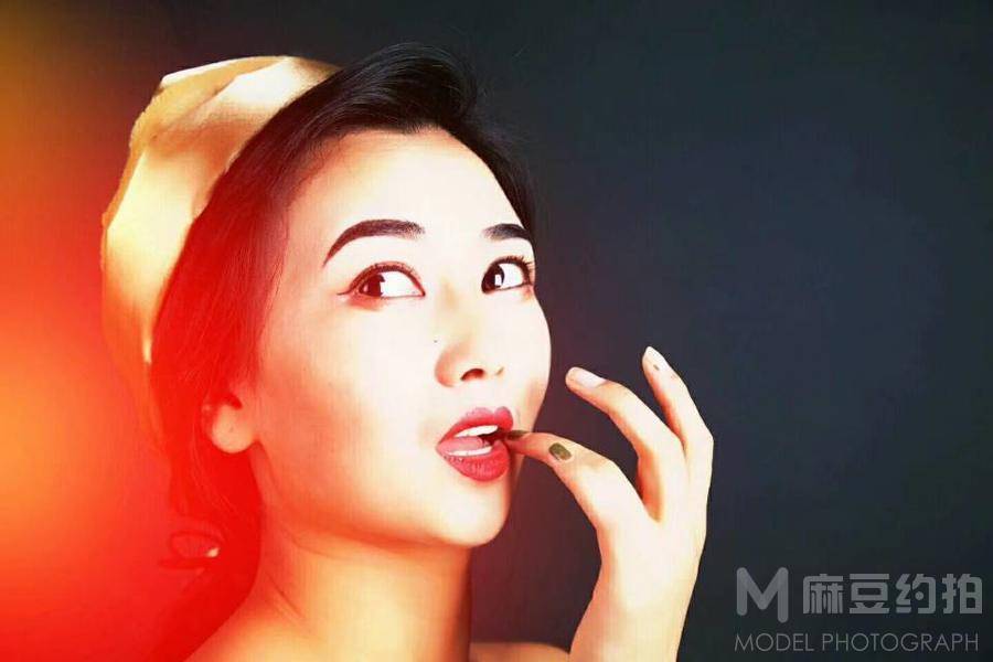 妆容模特