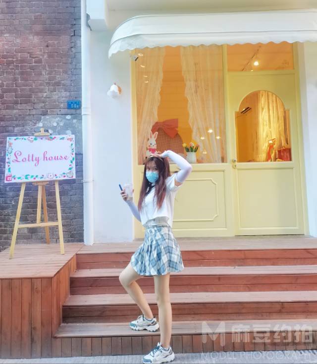 校园模特