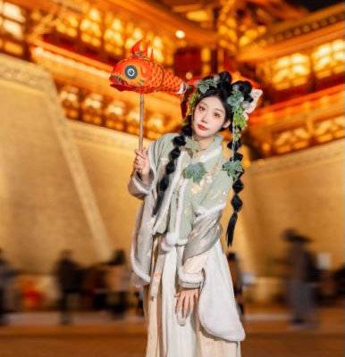 汉服模特