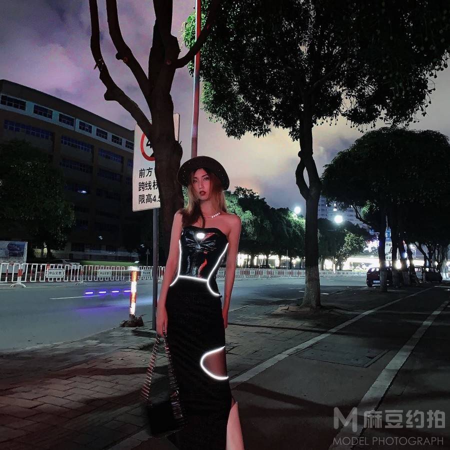 暗黑模特