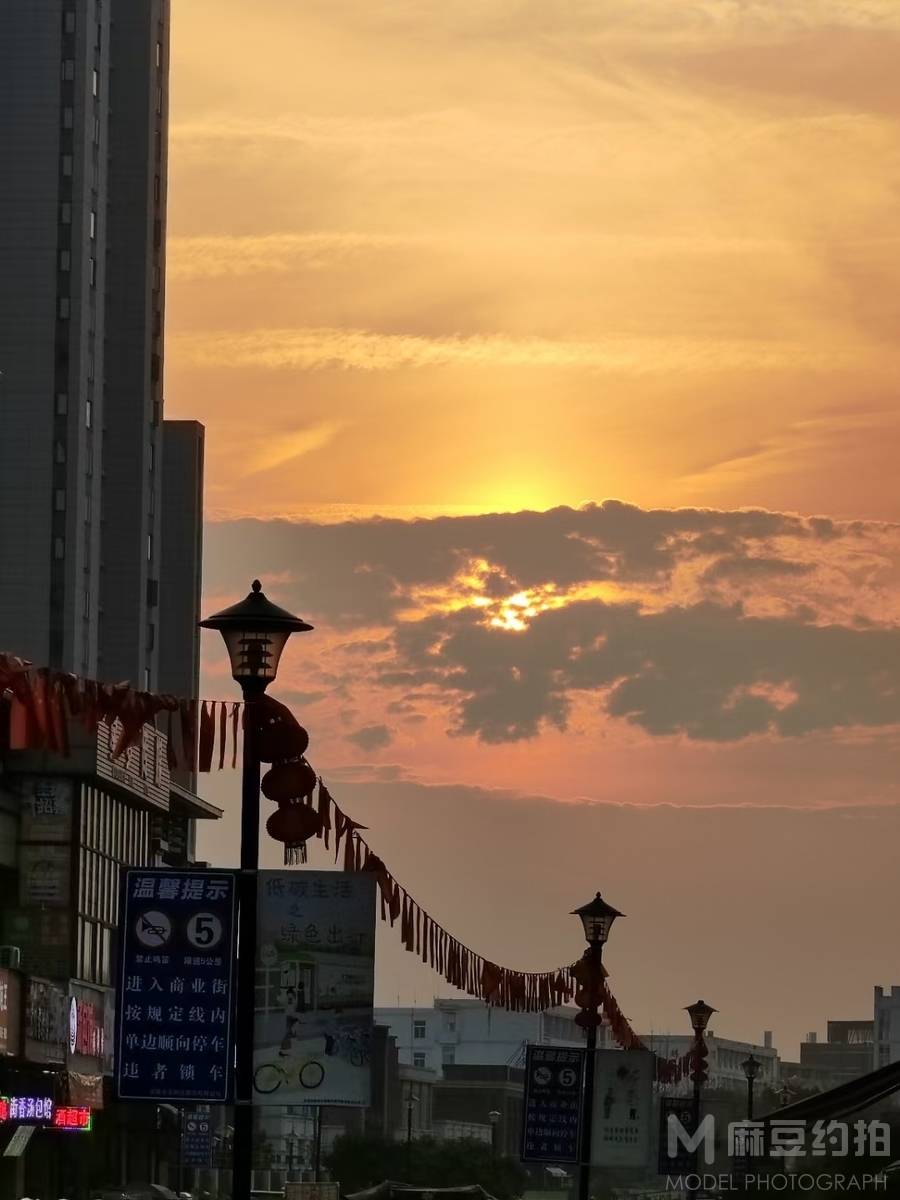 夜景模特