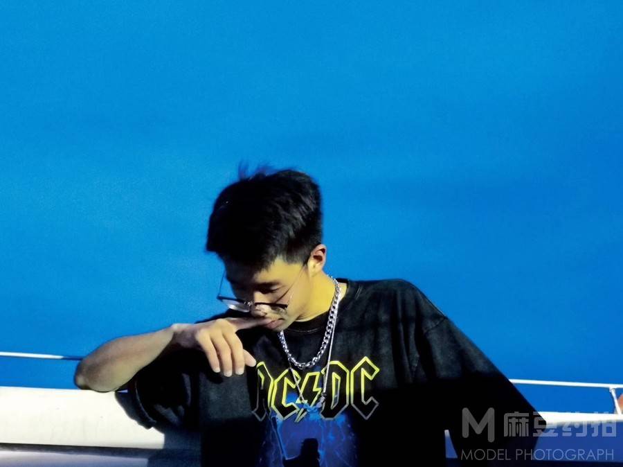 黑白模特