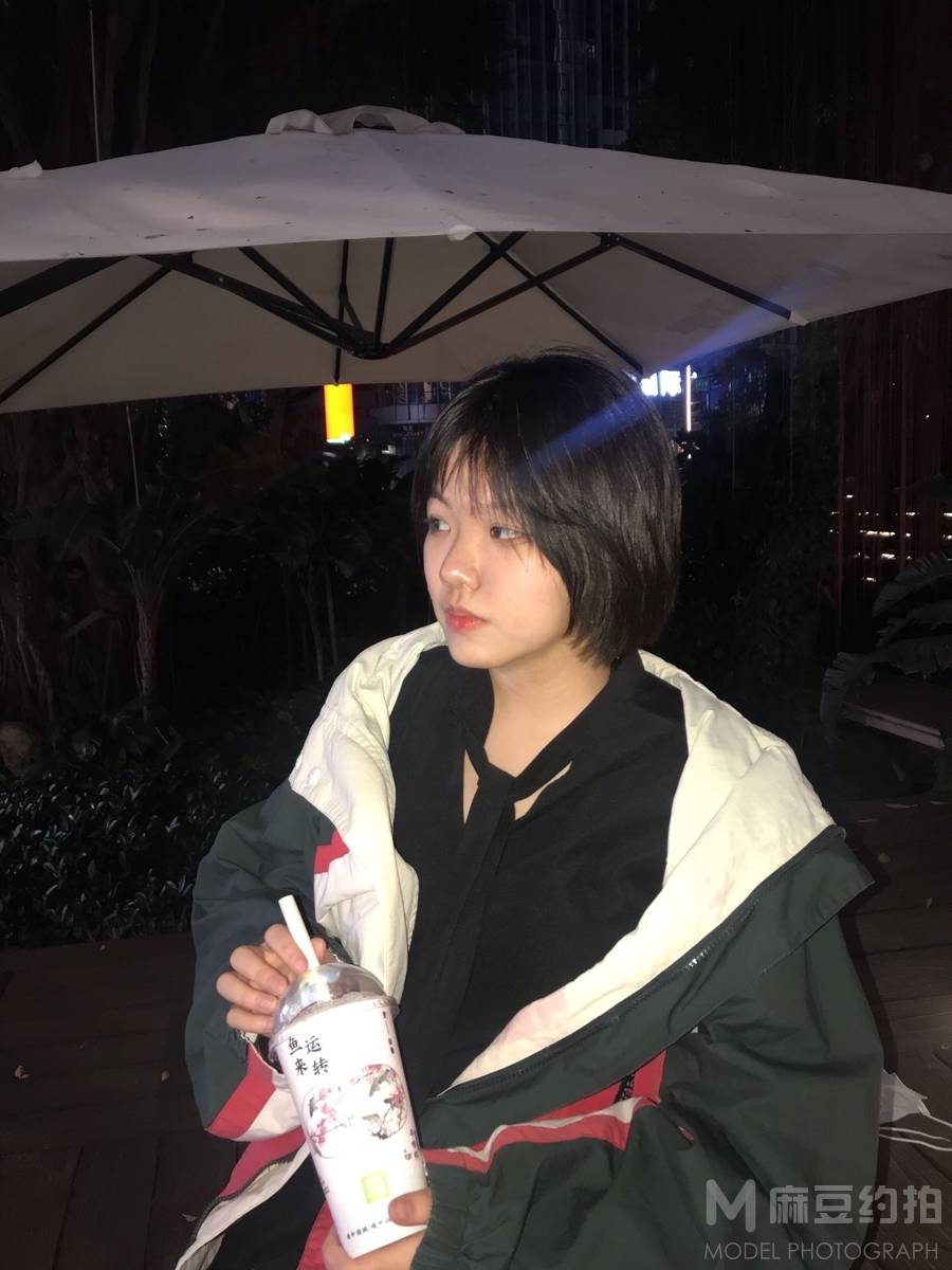 纪实模特