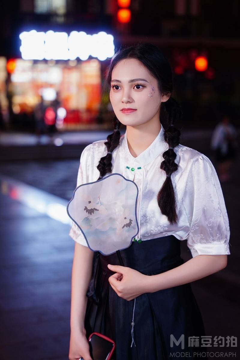 清新模特