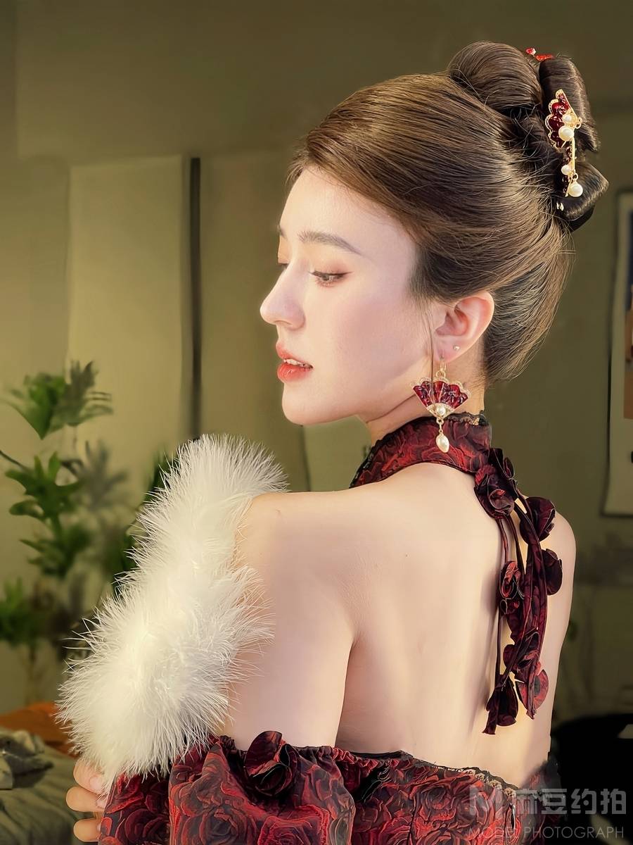 妆容模特
